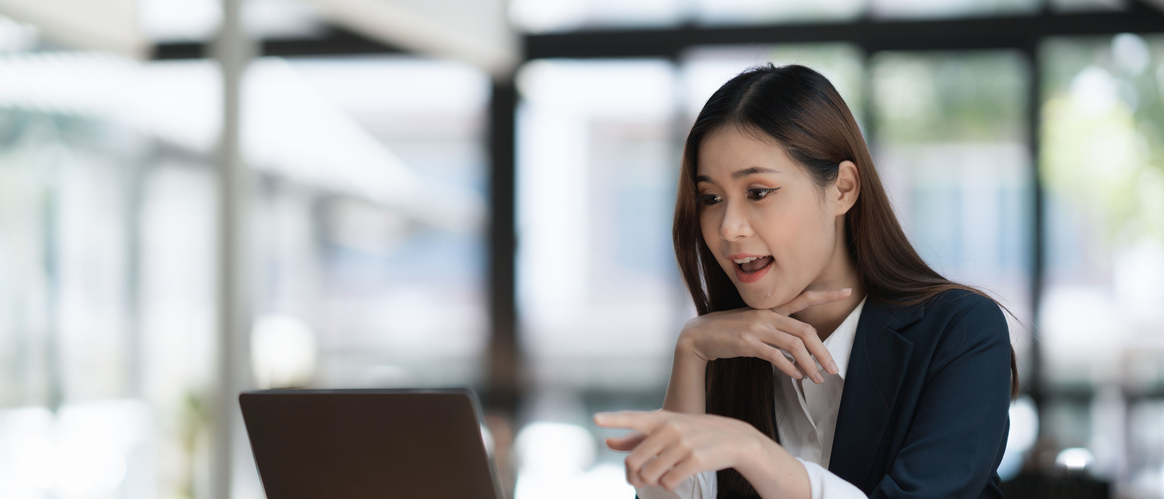 Business woman working with laptop
