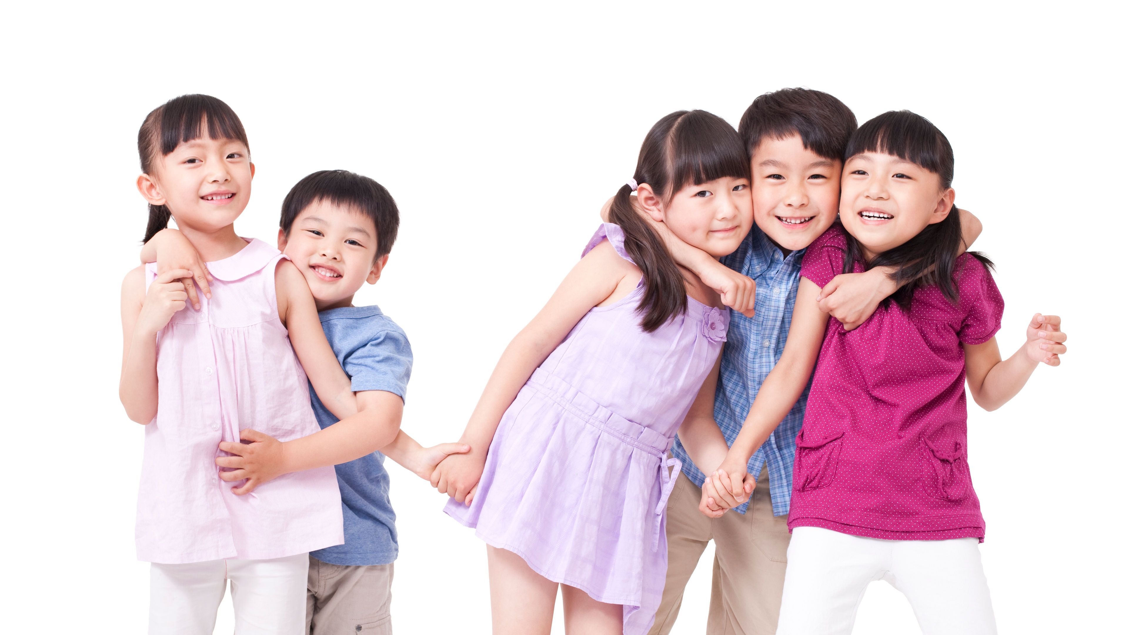 Children in pyjams and other dresses